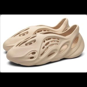 Sandals, Slides, Beach Shoes